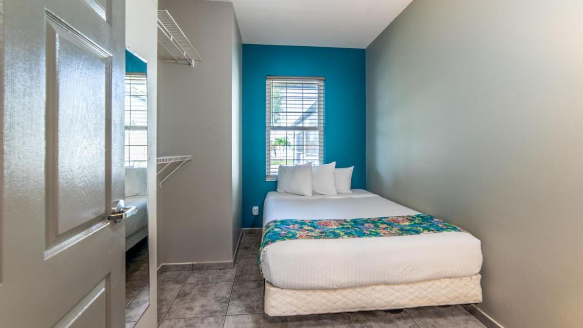 Ivey House Everglades Adventures Hotel Bagian luar foto